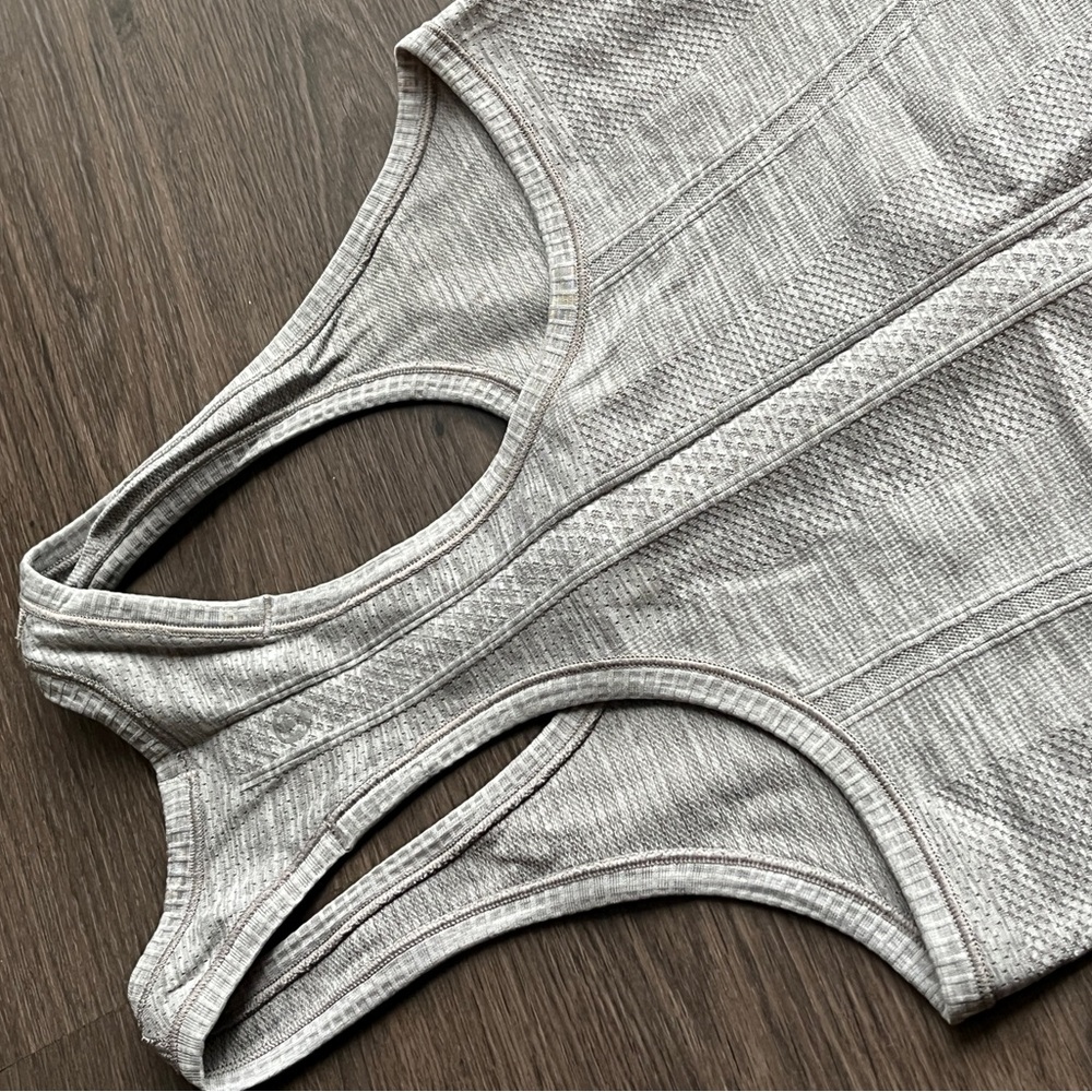 LULULEMON Swiftly Racerback - Picture 4 of 6